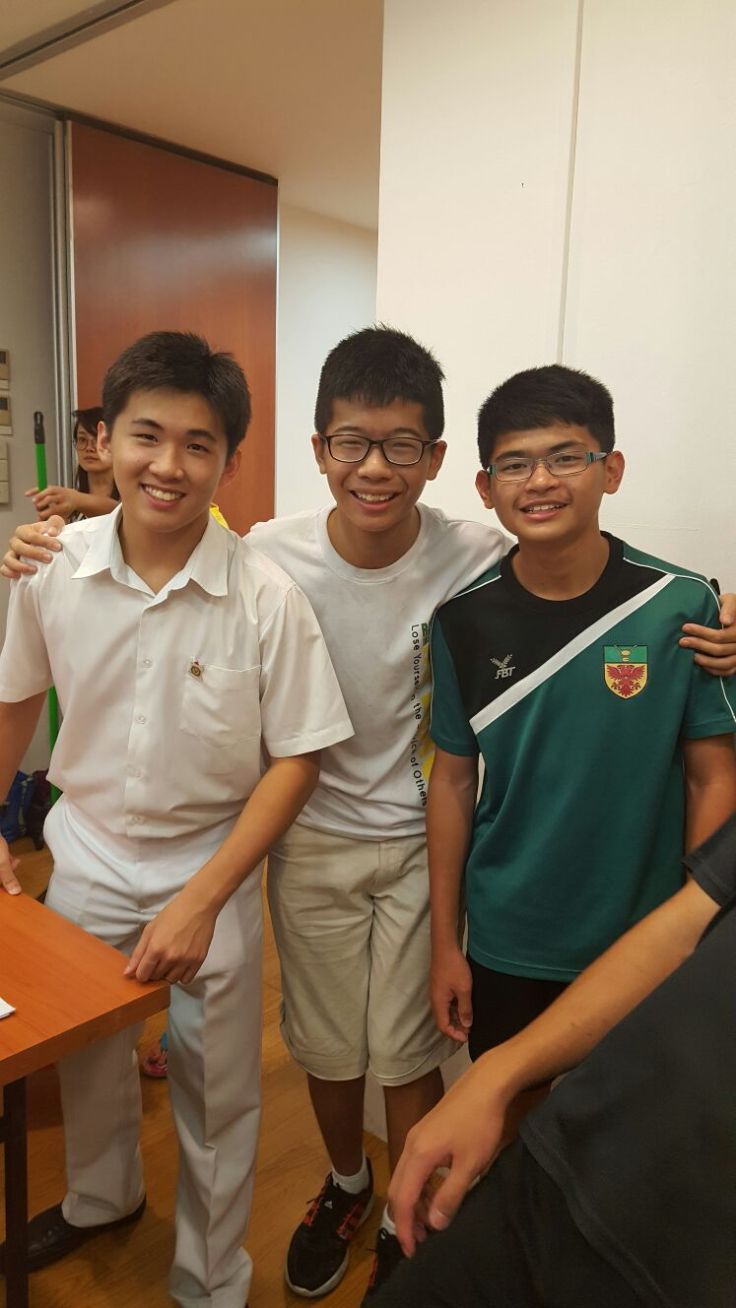 took-a-break-from-cooking-to-take-a-group-pic took-a-break-from-cooking-to-take-a-group-pic